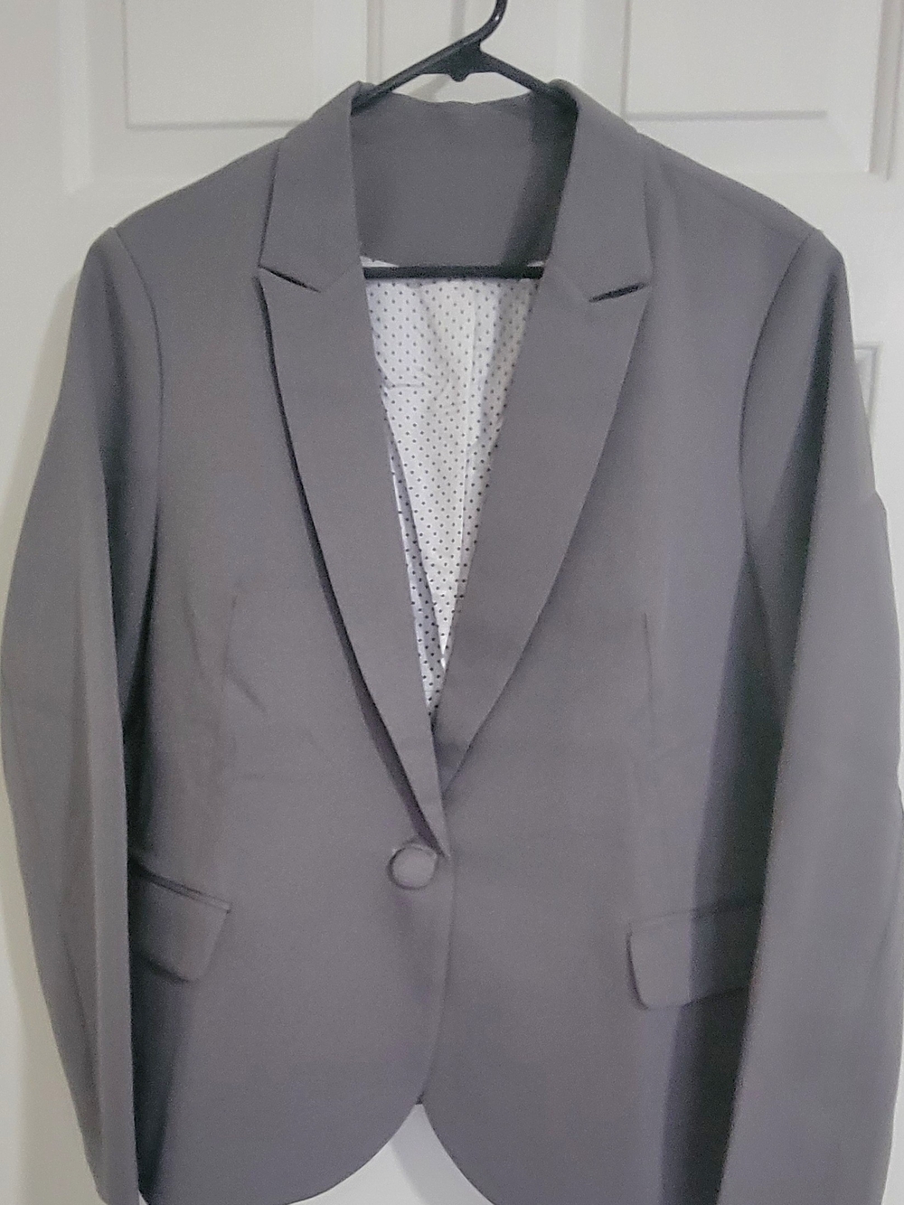 Classic Gray Single-Button Blazer - Professional Women's Suit Jacket